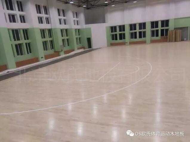 汕頭特殊教育學(xué)校籃球館木地板案例圖7