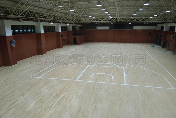 徐州樹恩中學籃球館木地板成功案例